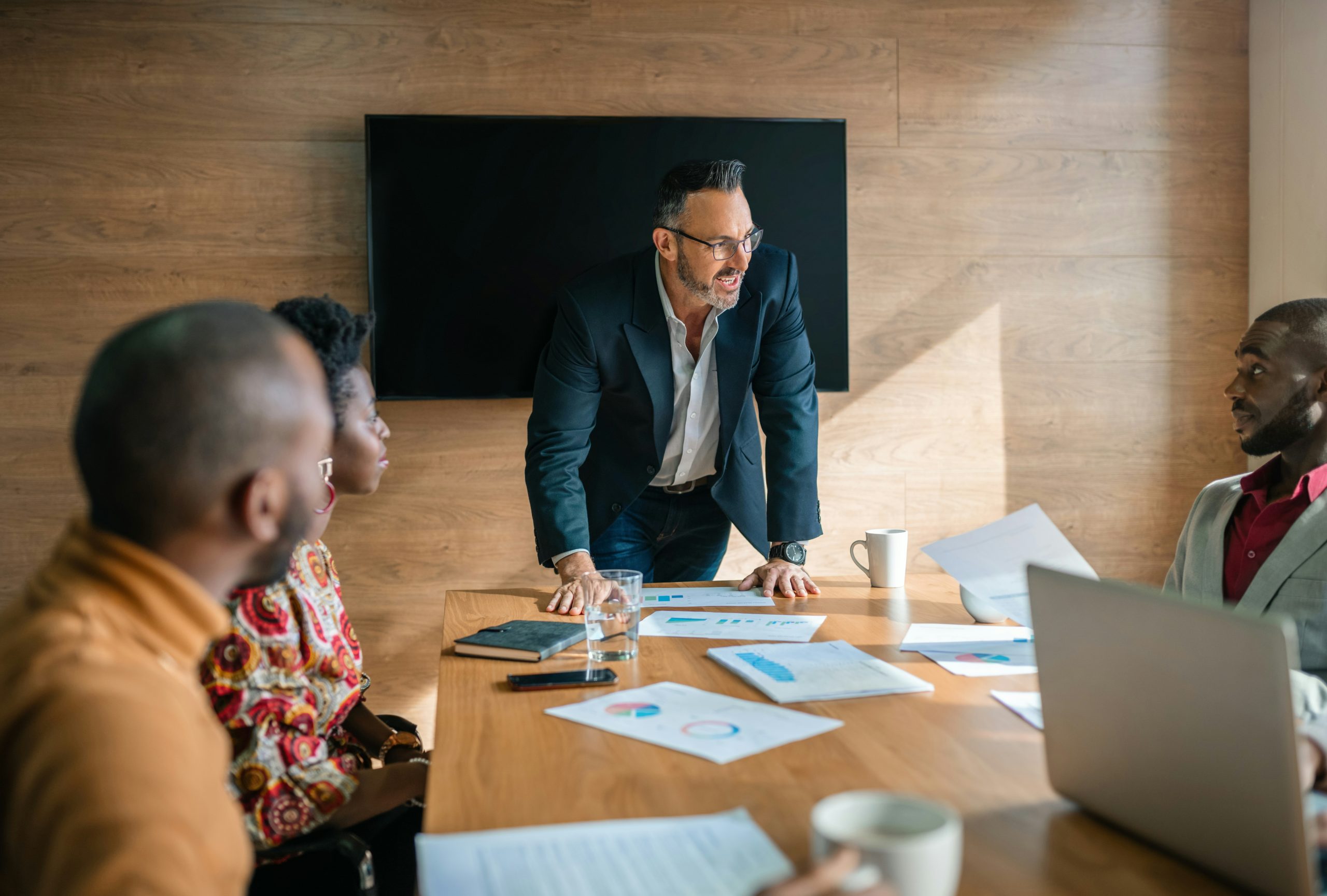 Why the Smartest Leader Usually Fails? — GLOBAL — ERYU PROJECT
